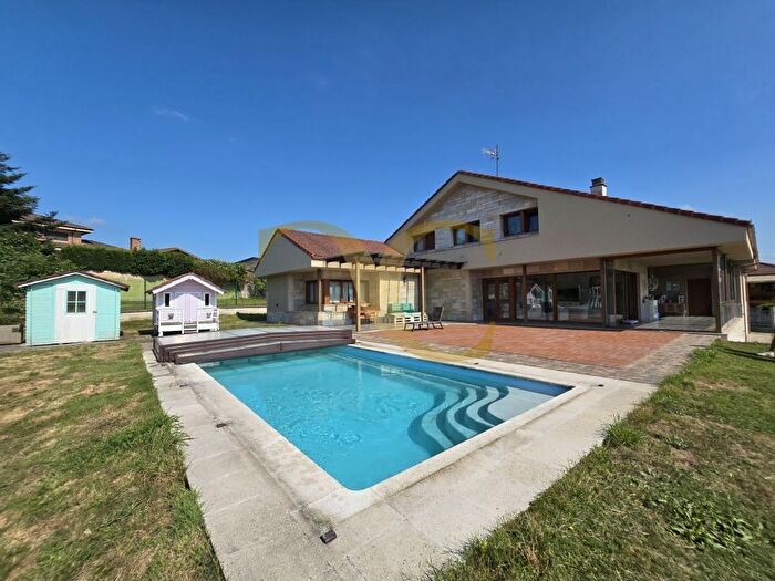 Casas en venta y pisos alquiler - 1