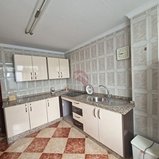 Piso en venta en Bailén Miraflores, Suárez de 3 habitaciones