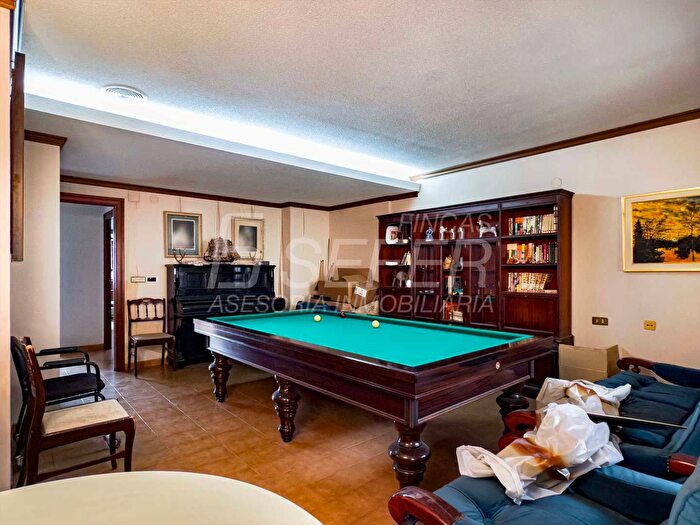 Casas en venta y pisos alquiler - 1
