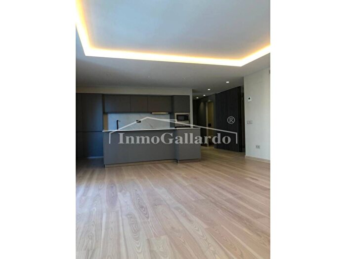 Piso en venta en Este, Pedregalejo Morlaco de 4 habitaciones