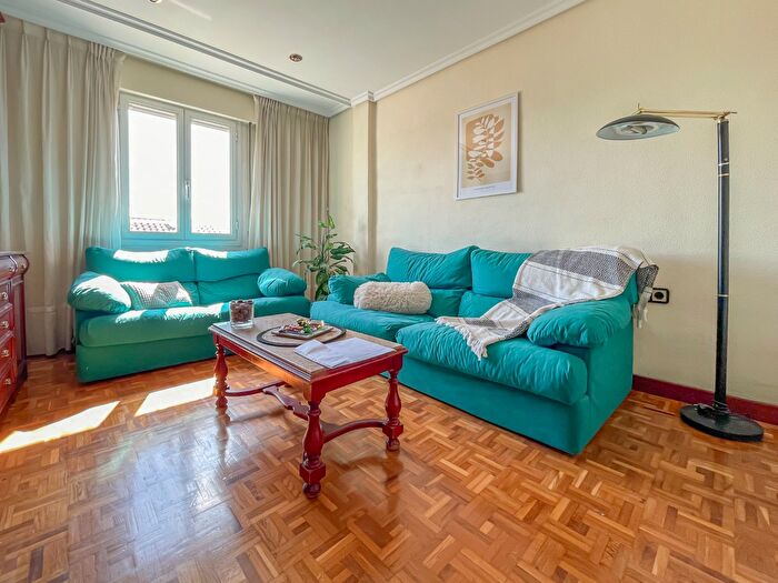 Piso en venta en Tafalla, Navarra de 3 habitaciones