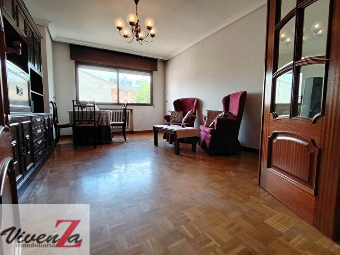 Casas en venta y pisos alquiler - 1