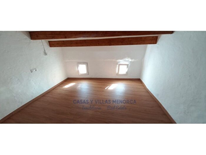Casas en venta y pisos alquiler - 2