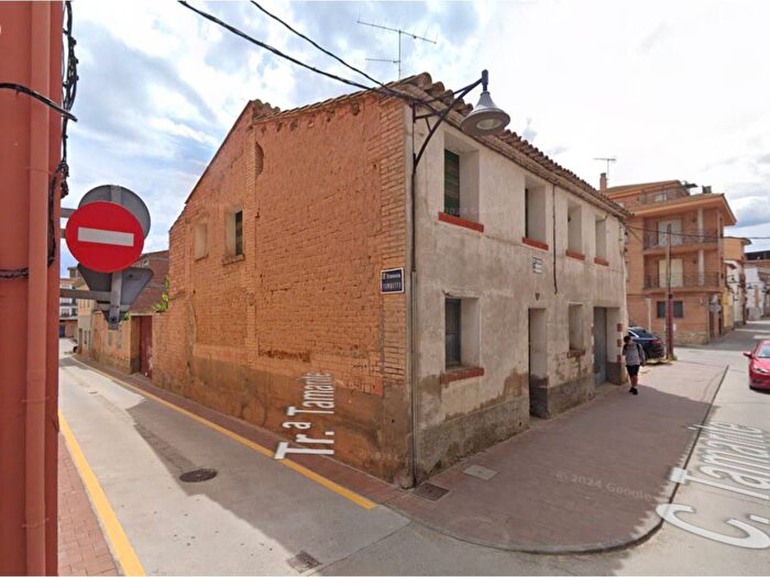 Casa en venta en Binéfar, Huesca de 4 habitaciones
