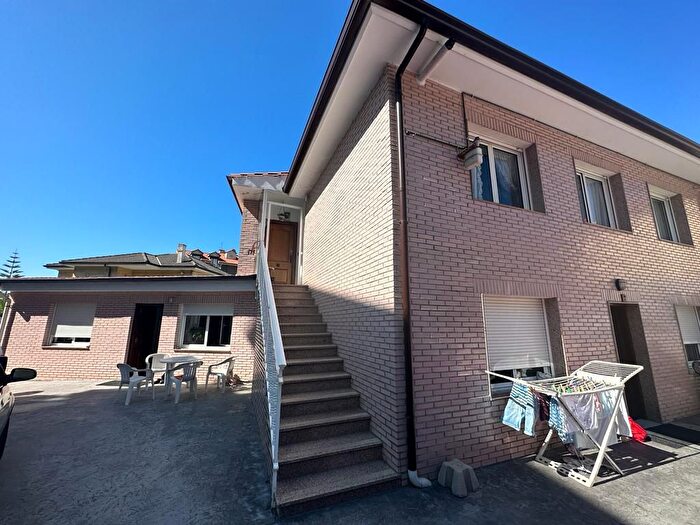 Casas en venta y pisos alquiler - 1