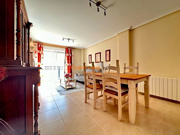 Casas en venta y pisos alquiler - 1