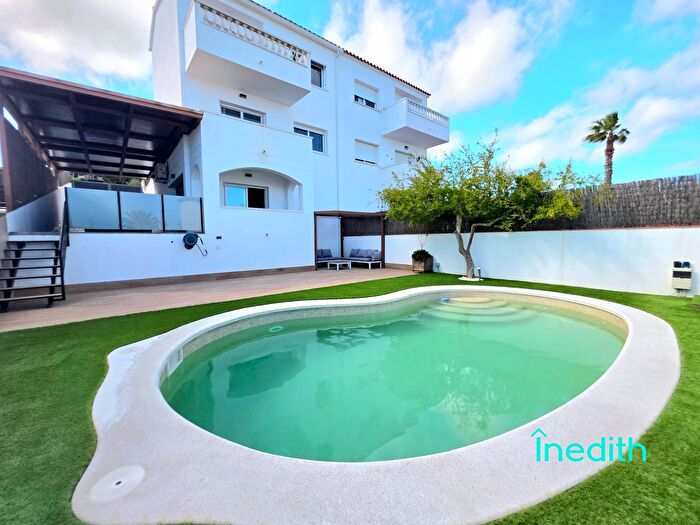 Casas en venta y pisos alquiler - 1