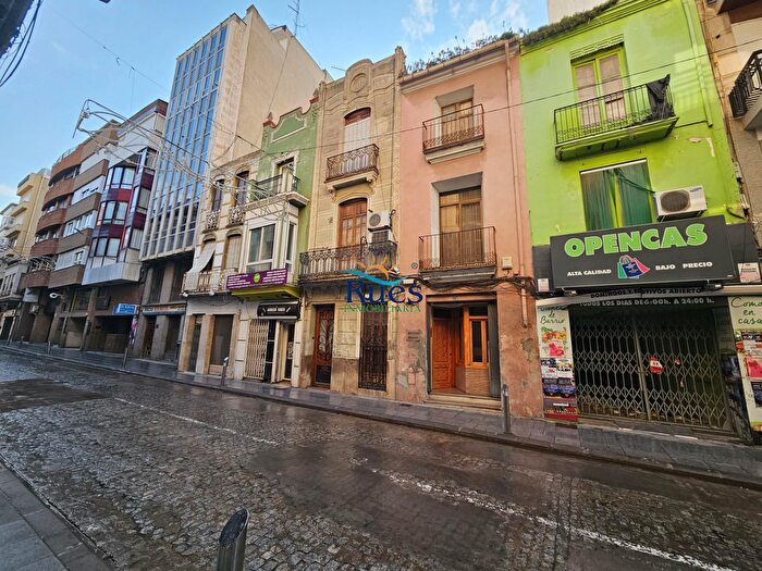 Casas en venta y pisos alquiler - 2