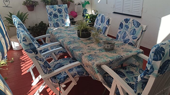 Casa en venta en Centro Doña Mercedes, Dos Hermanas de 4 habitaciones