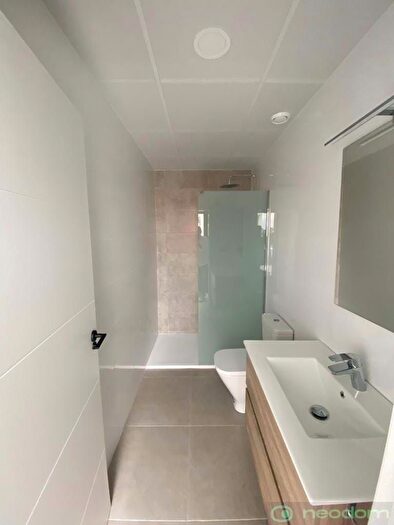 Casas en venta y pisos alquiler - 2
