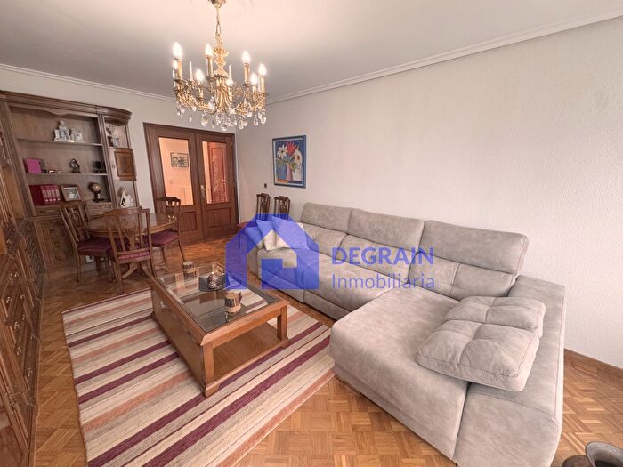 Casas en venta y pisos alquiler - 2