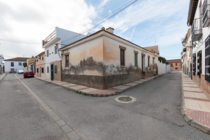 Casa en venta en Chauchina, Granada de 3 habitaciones