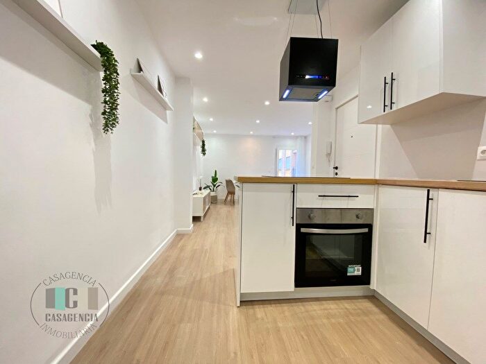 Casas en venta y pisos alquiler - 2