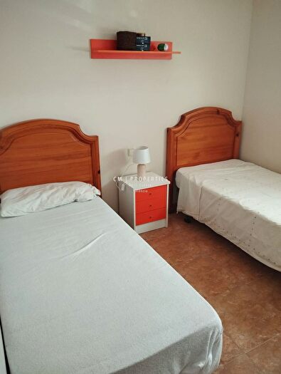 Casas en venta y pisos alquiler - 2