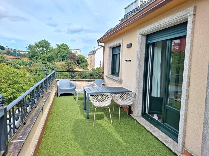 Piso en venta en Viveiro, Lugo de 2 habitaciones