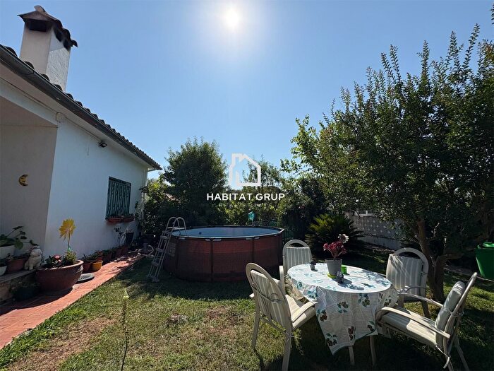 Casa en venta en Vilobí dOnyar, Girona de 6 habitaciones