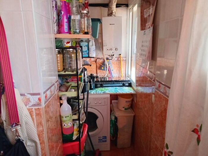 Casas en venta y pisos alquiler - 2