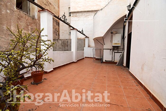 Casas en venta y pisos alquiler - 2