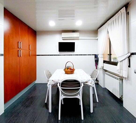 Casas en venta y pisos alquiler - 3