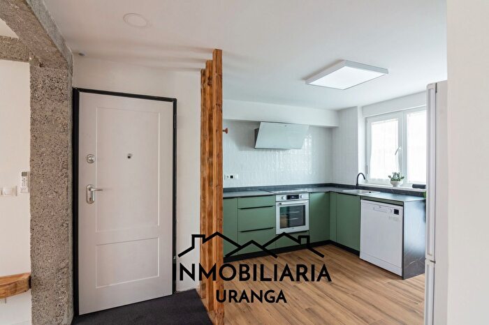 Casas en venta y pisos alquiler - 3