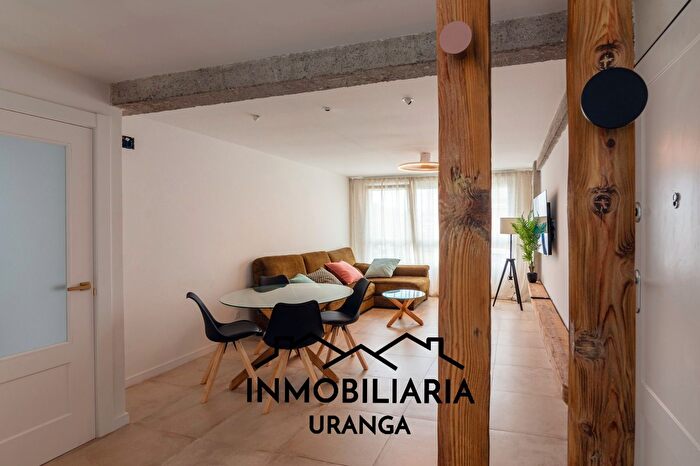 Casas en venta y pisos alquiler - 1