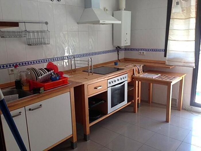 Casas en venta y pisos alquiler - 1
