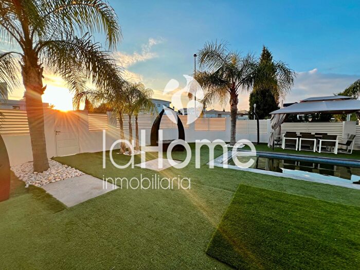 Casas en venta y pisos alquiler - 1
