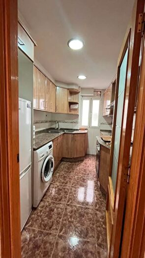 Casas en venta y pisos alquiler - 2