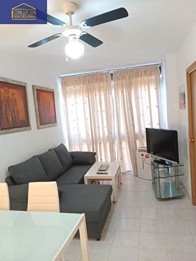 Piso en alquiler en PonienteSur, Ciudad Jardín Zoco de 2 habitaciones
