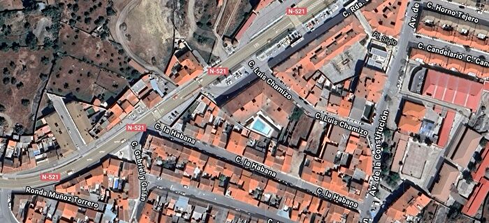 Casas en venta y pisos alquiler - 3