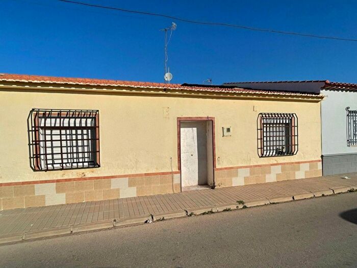 Casa en venta en Socuéllamos, Ciudad Real de 2 habitaciones