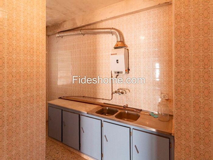 Casas en venta y pisos alquiler - 2