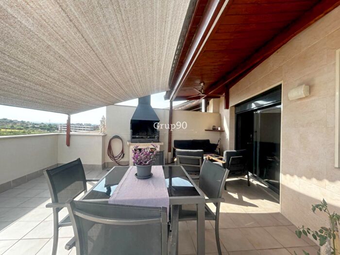 Piso en venta en Albatàrrec, Lleida de 4 habitaciones