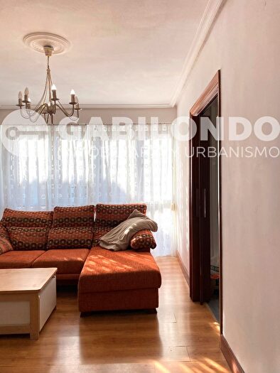 Casas en venta y pisos alquiler - 2