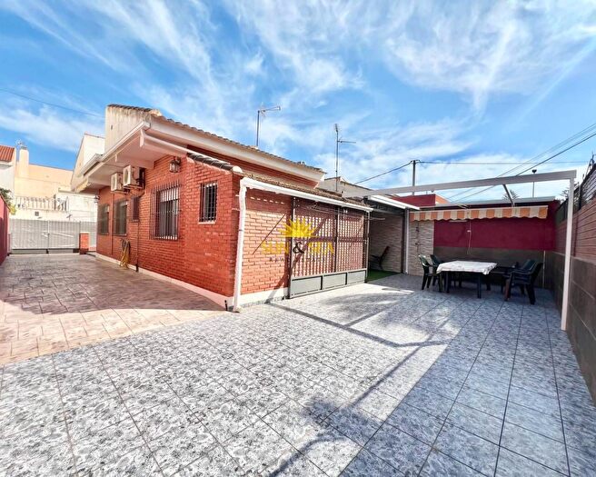 Casas en venta y pisos alquiler - 1