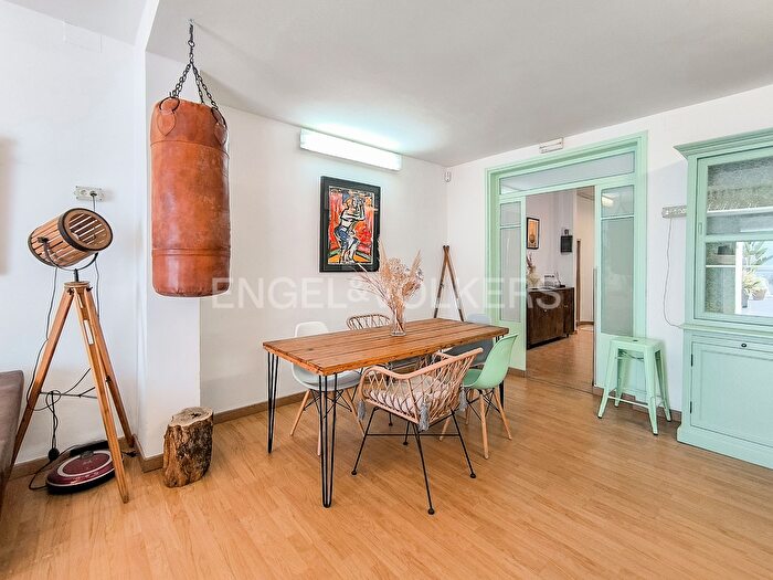 Casas en venta y pisos alquiler - 3