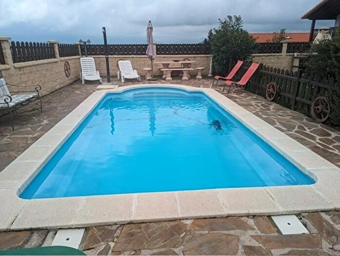Casas en venta y pisos alquiler - 2