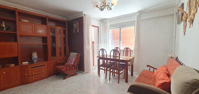 Casas en venta y pisos alquiler - 2