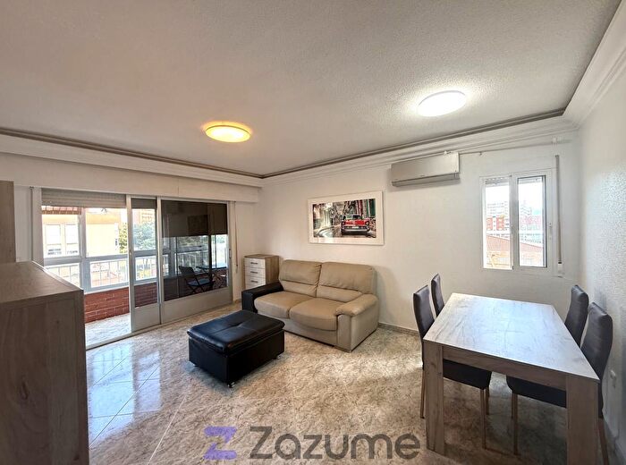 Casas en venta y pisos alquiler - 1