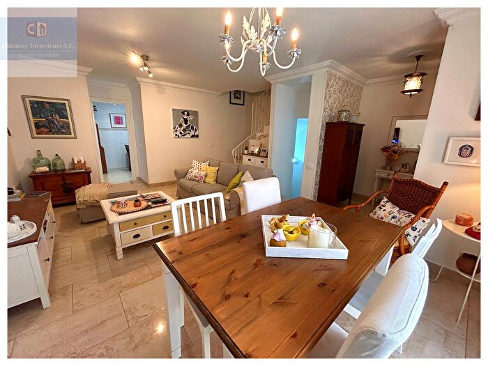 Casas en venta y pisos alquiler - 3