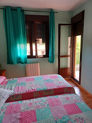 Casas en venta y pisos alquiler - 2