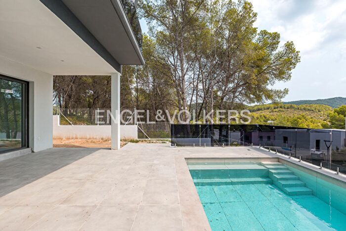 Casa en venta en Mas Alba, Sant Pere de Ribes de 5 habitaciones