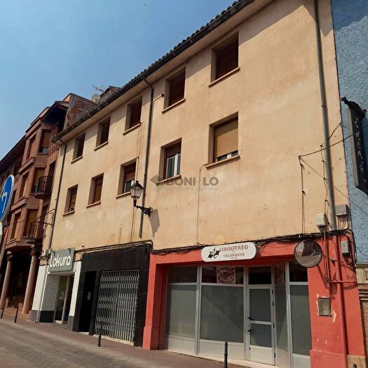 Casas en venta y pisos alquiler - 1