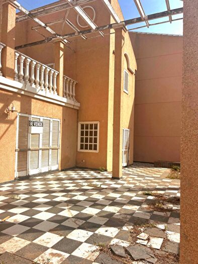 Casas en venta y pisos alquiler - 2