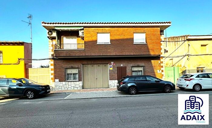 Casas en venta y pisos alquiler - 1