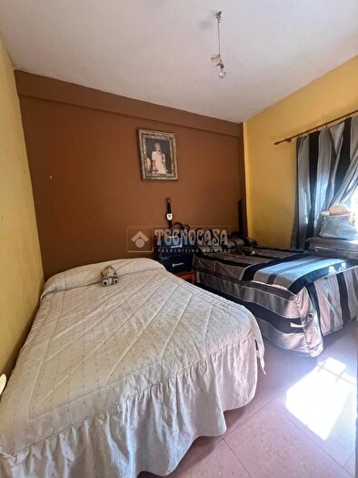 Casas en venta y pisos alquiler - 2