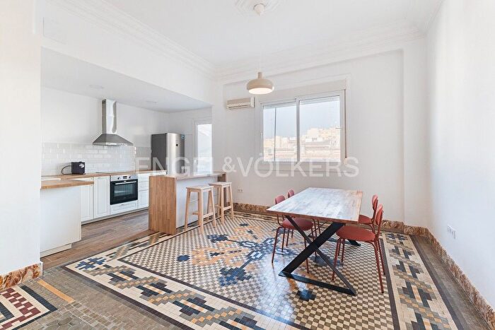 Piso en alquiler en Extramurs, La Roqueta de 3 habitaciones