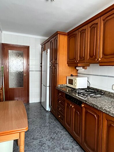 Casas en venta y pisos alquiler - 2