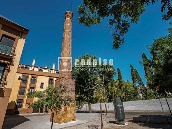 Casas en venta y pisos alquiler - 1