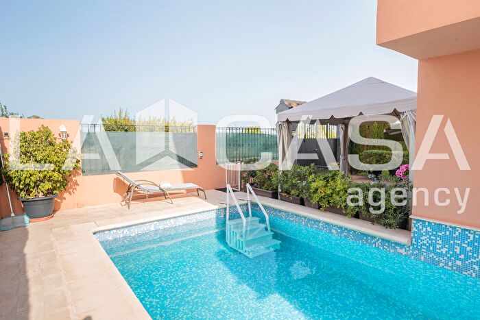 Casas en venta y pisos alquiler - 1